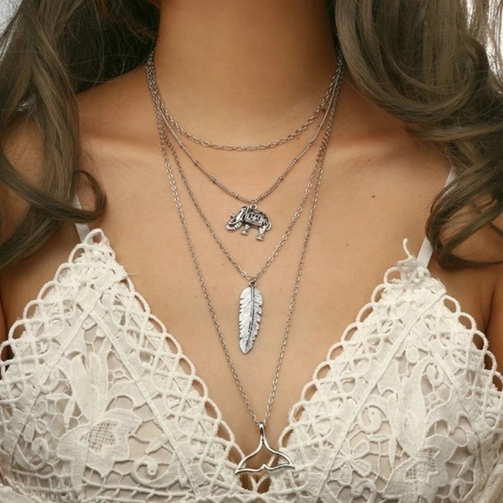 3/$30 π€ Multi Layer Pendant Necklace